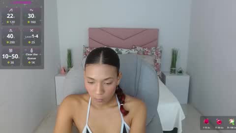 Saray Vega online show from 10.25.25