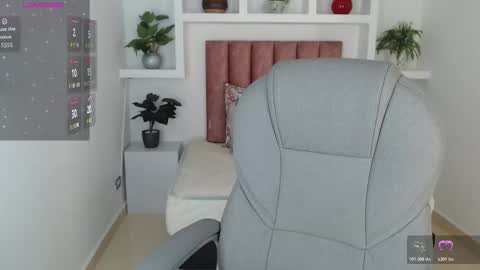 Saray Vega online show from 11.18.25