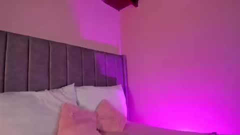 Sara Garcia online show from 03.20.26