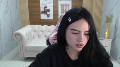 Snapshot of sarita_09_s chatting on 02.23.26 Sara online show from 02.23.26