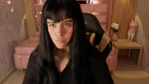 Sara  online show from 05.14.26