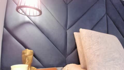 Sara  online show from 11.14.25