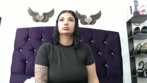 Snapshot of sarita_multisquirt chatting on 11.04.25 Sara online show from 11.04.25