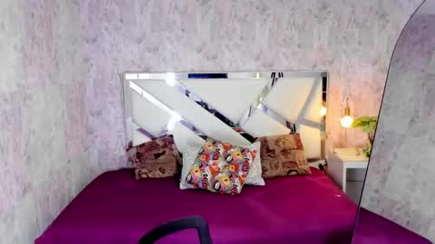 Snapshot of sarita_princess7 chatting on 10.29.25 sarah online show from 10.29.25