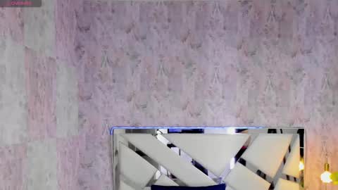 Snapshot of sarita_princess7 chatting on 11.17.25 sarah online show from 11.17.25