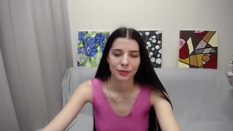 Snapshot of sarra_rich chatting on 01.21.25 Rich online show from 01.21.25