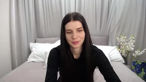 Snapshot of sarra_rich chatting on 02.05.25 Rich online show from 02.05.25