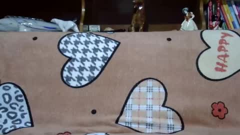 Snapshot of sarraella chatting on 02.10.25 Sarra online show from 02.10.25