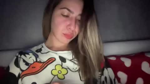 Sarrah online show from 11.02.25