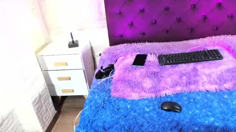 Sary  online show from 04.10.26