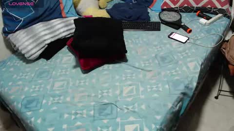 Snapshot of sarybate chatting on 10.04.25 Sary.. online show from 10.04.25