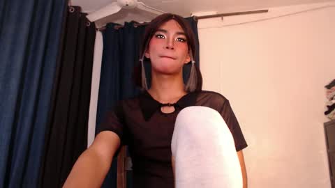 Snapshot of sasha_blade chatting on 01.17.25 Sasha online show from 01.17.25