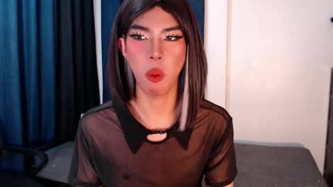 Snapshot of sasha_blade chatting on 01.24.25 Sasha online show from 01.24.25