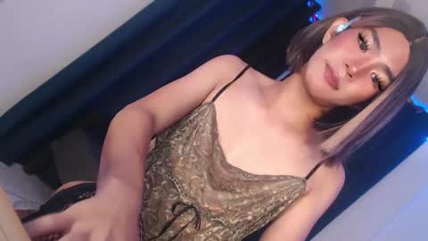 Snapshot of sasha_blade chatting on 02.20.25 Sasha online show from 02.20.25