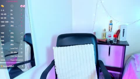 Snapshot of sasha_brattz chatting on 02.26.26 Sasha Brattz online show from 02.26.26