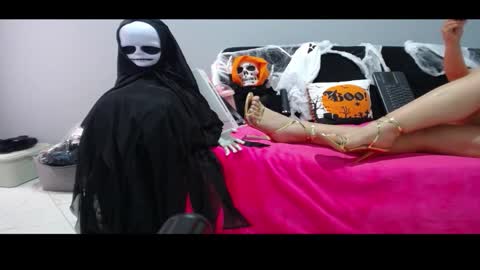 sasha start online show from 10.22.25