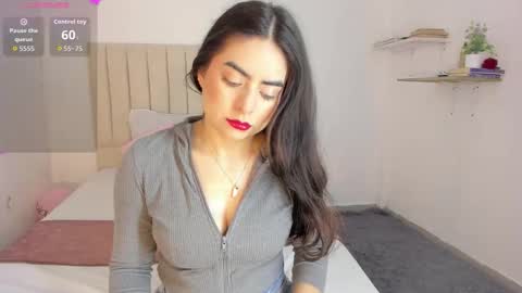 Sashaa online show from 09.29.25