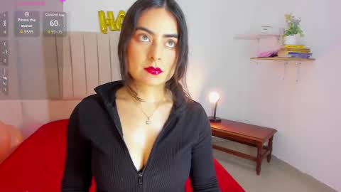 Sashaa online show from 10.14.25