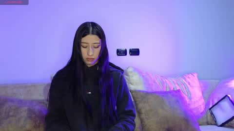 Snapshot of sashacute_ chatting on 01.27.25 Sasha online show from 01.27.25
