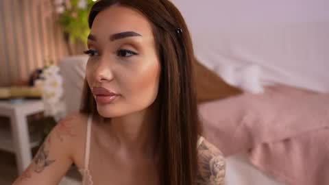 sashafererra online show from 04.04.26