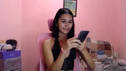 Snapshot of sashafuckss chatting on 06.09.26 Call Me Sasha online show from 06.09.26