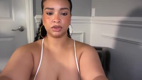 Sasha Estrella online show from 07.24.26