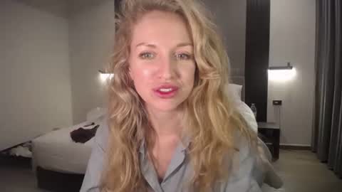 Snapshot of sashasweetsasha chatting on 03.06.26 Sasha online show from 03.06.26