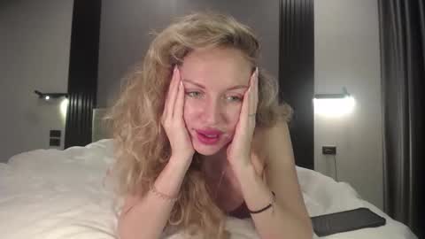 Snapshot of sashasweetsasha chatting on 03.07.26 Sasha online show from 03.07.26