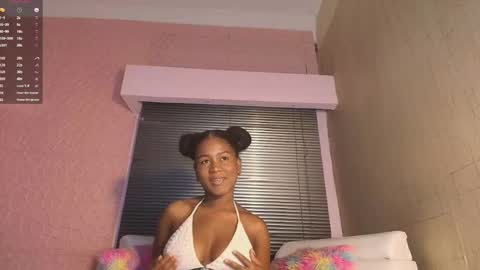 Snapshot of sashhalux22 chatting on 02.24.25 SashhaLux22 online show from 02.24.25