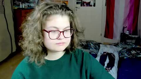 Snapshot of sashy_way chatting on 11.01.25 .Alexandra online show from 11.01.25