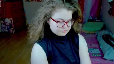Snapshot of sashy_way chatting on 06.20.26 .Alexandra online show from 06.20.26