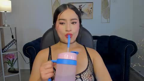 saskia litt online show from 10.18.25