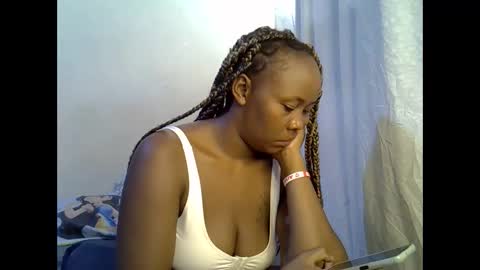 sassy_bella online show from 12.18.25