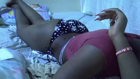 sassy_bella online show from 04.14.26