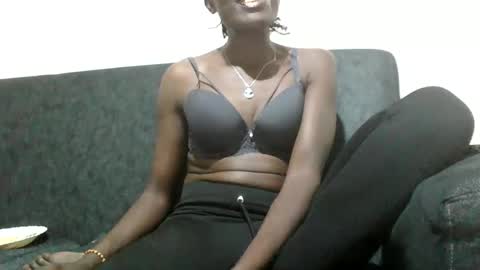 sassy_bloom22 online show from 01.15.26