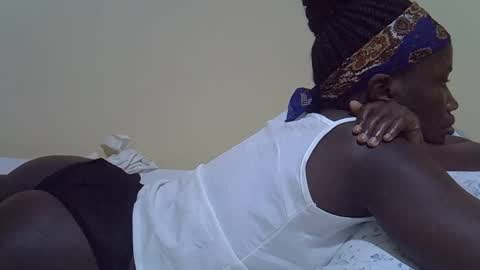 Snapshot of sassybabe20 chatting on 10.03.25 sassybabe20 online show from 10.03.25