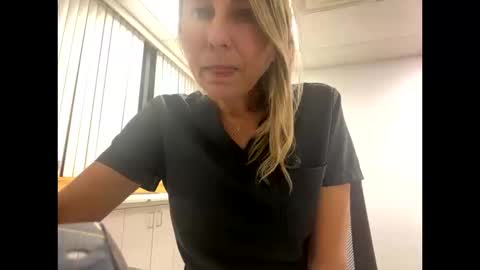Sassyella online show from 10.13.25