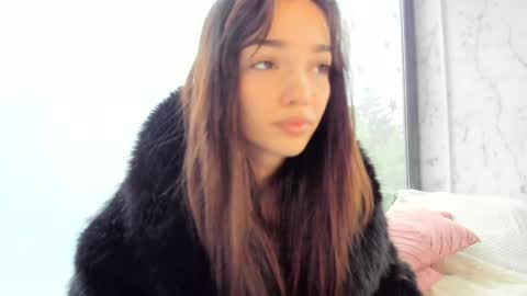 Snapshot of sassyt33n chatting on 12.21.24 sassyt33n online show from 12.21.24