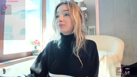 Snapshot of sassyt33n chatting on 09.30.25 sassyt33n online show from 09.30.25