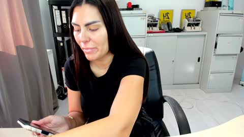 Snapshot of sassytiff chatting on 10.23.25 sassytiff online show from 10.23.25