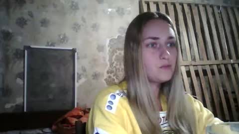 Snapshot of sasuka30 chatting on 12.17.25 sasuka30 online show from 12.17.25