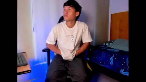 Evans Williams online show from 02.03.25