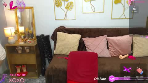 Snapshot of satiable_sashax chatting on 01.12.25 Sasha online show from 01.12.25