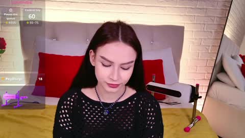   online show from 04.10.26