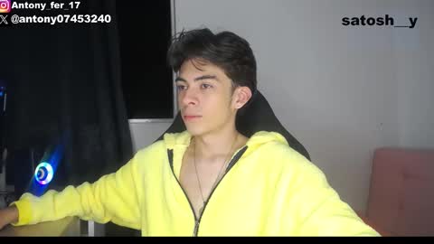 Snapshot of satosh_y chatting on 01.24.25 satosh_y online show from 01.24.25
