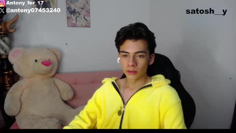 Snapshot of satosh_y chatting on 01.31.25 satosh_y online show from 01.31.25