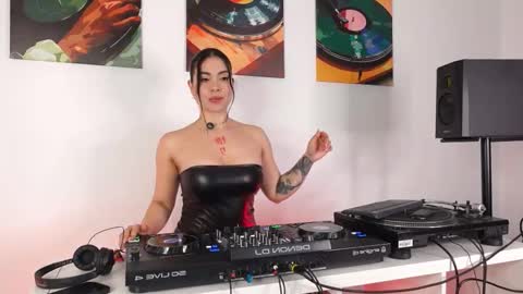 Snapshot of satyadj chatting on 02.25.26 Satya dj online show from 02.25.26