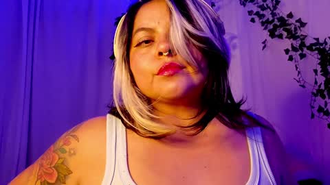 Snapshot of satyn_doll chatting on 12.09.24 Gina George online show from 12.09.24