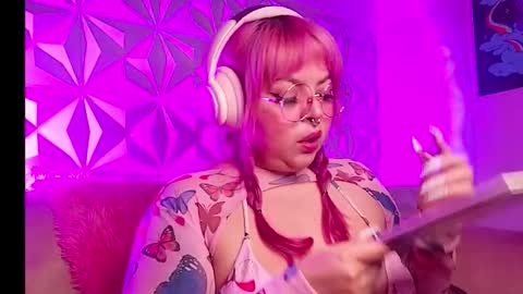 Gina George online show from 02.15.26