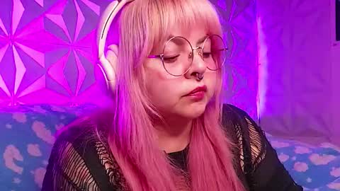 Gina George online show from 03.08.26